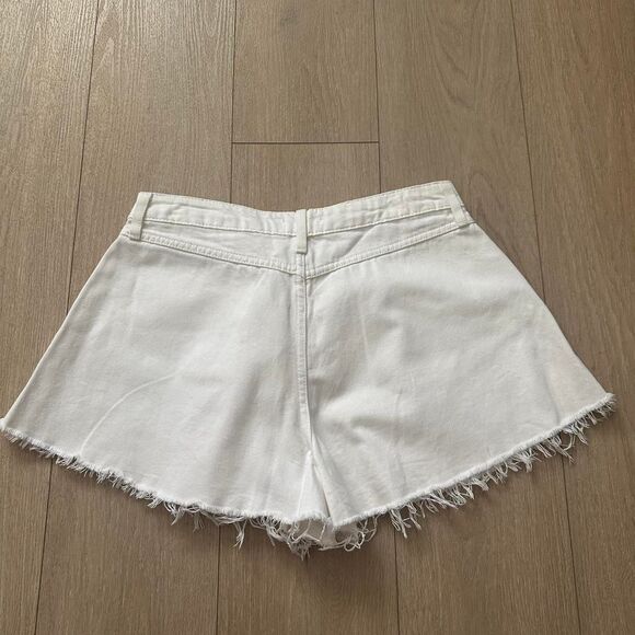 Forever 21 Women's White Shorts - Picture 3 of 3